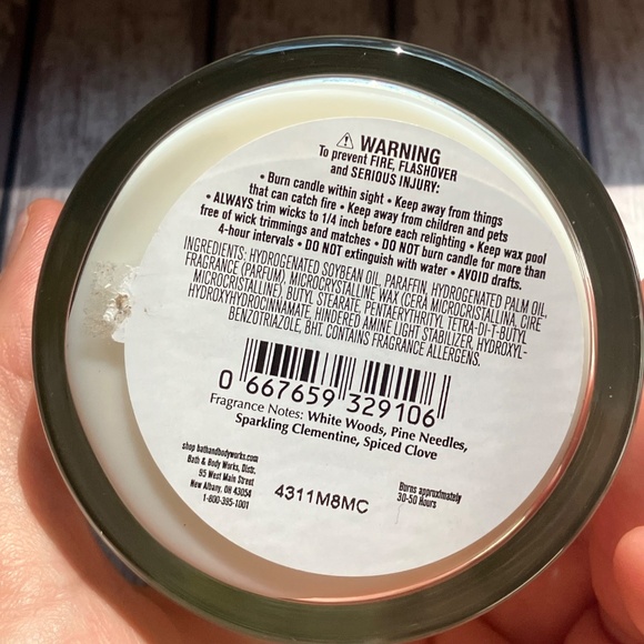 NEW Bath & Body Works Winter Soy Wax Blend Candle 8 oz Glass Spiced Fragrance - Picture 4 of 6
